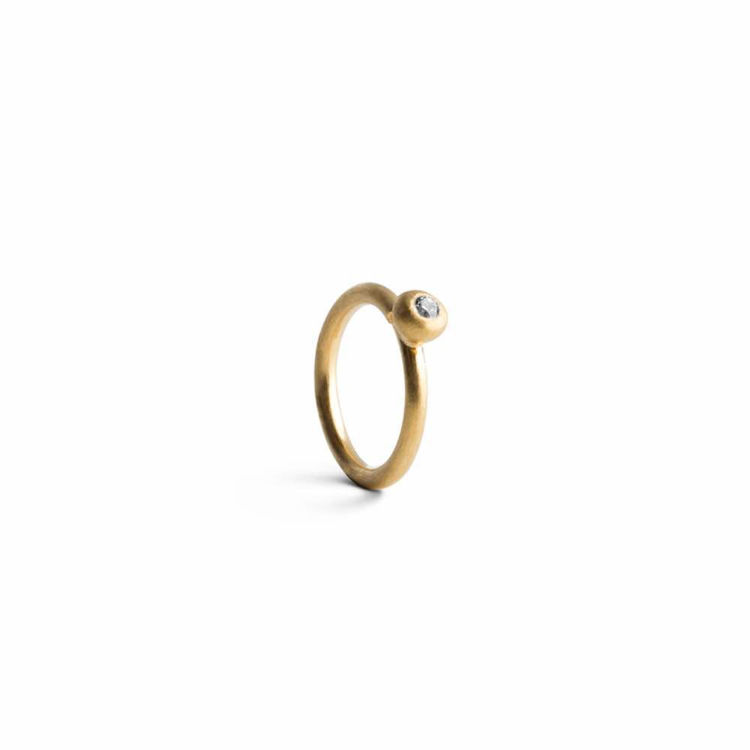 diamond twist earring