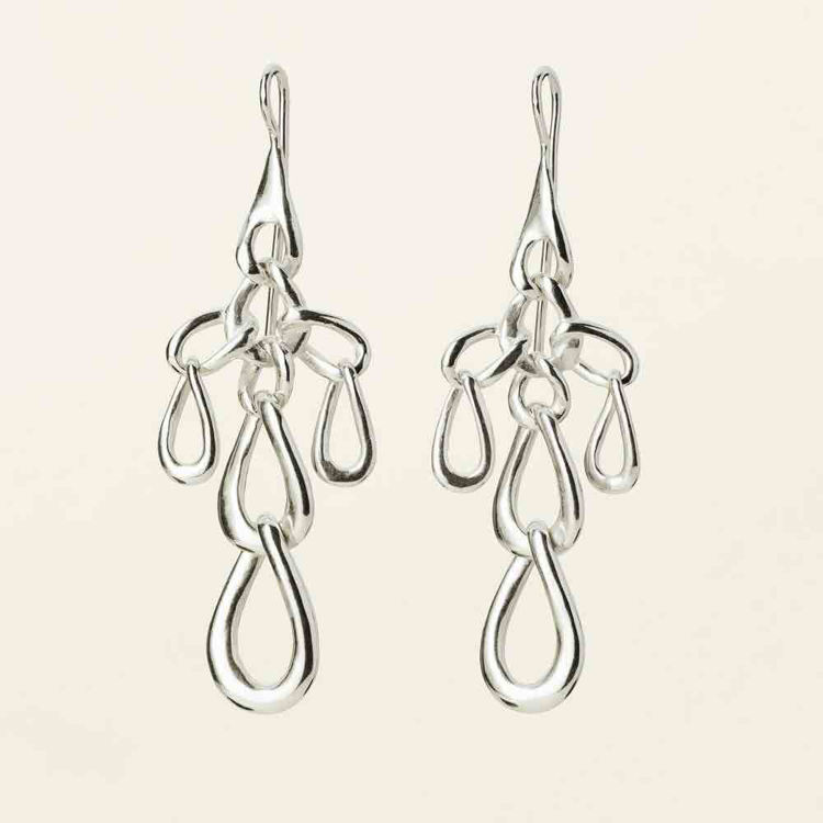 Flow link earring