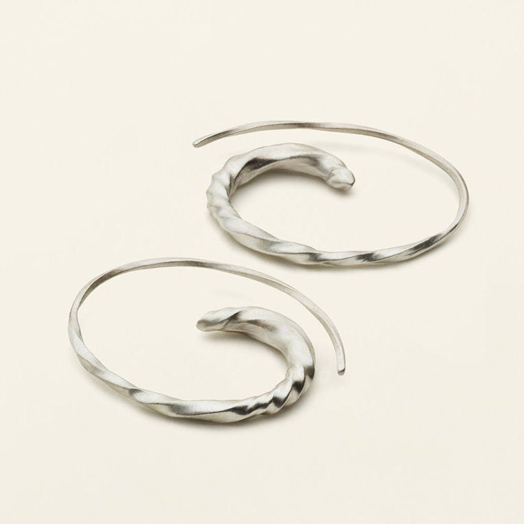 Flow hoops asymmetric