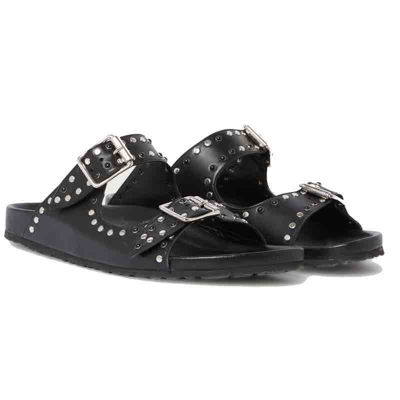 sandal nitter
