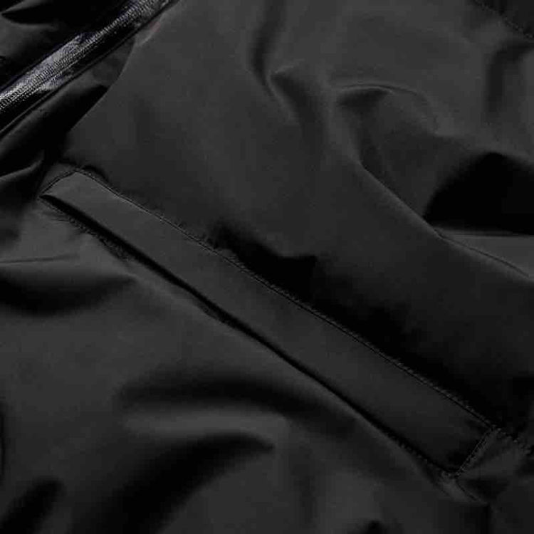 plug jacket