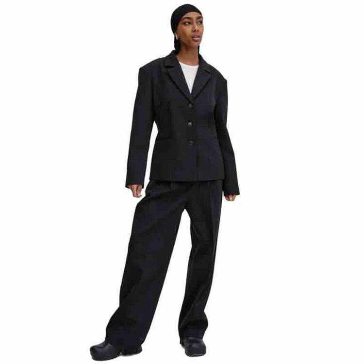 tailoring blazer
