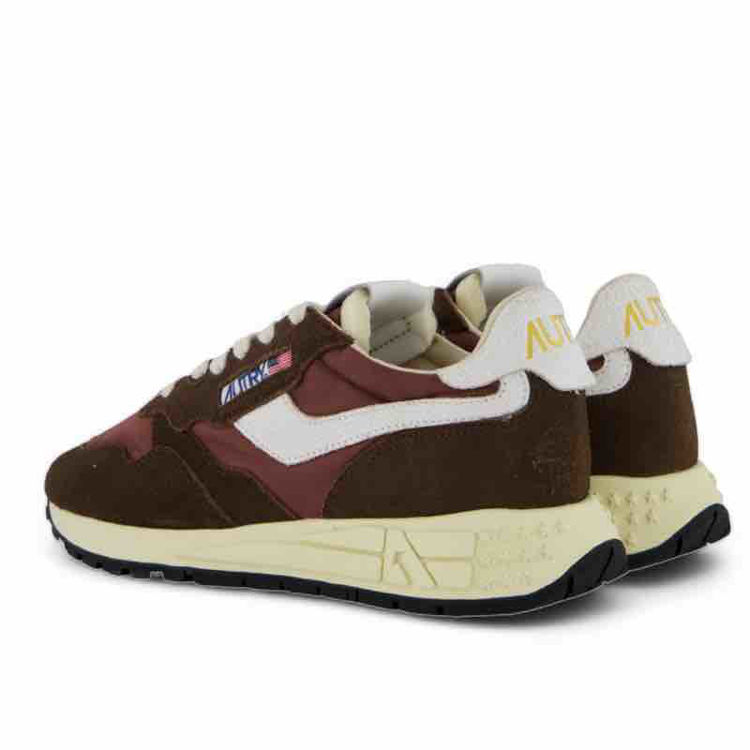 sneakers low
