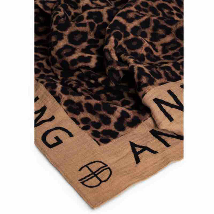 sarong leo