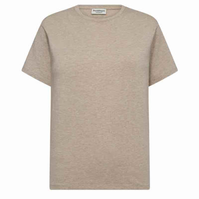 slim fit t-shirt