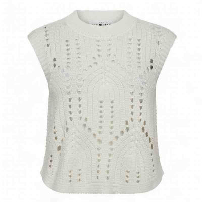 point knit vest