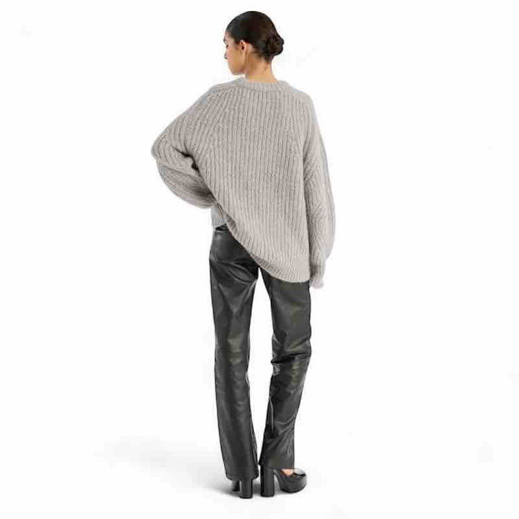 logo sweater