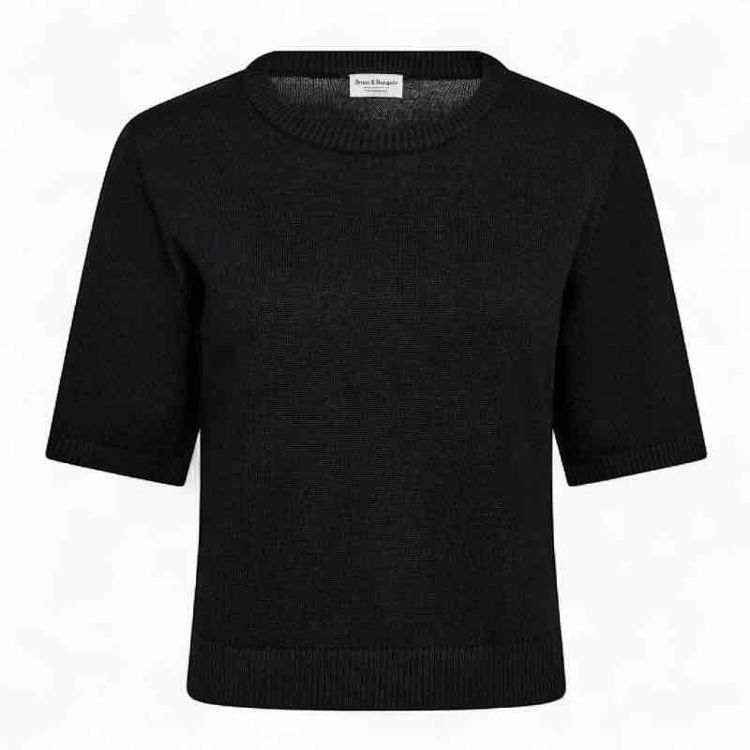 strik tee