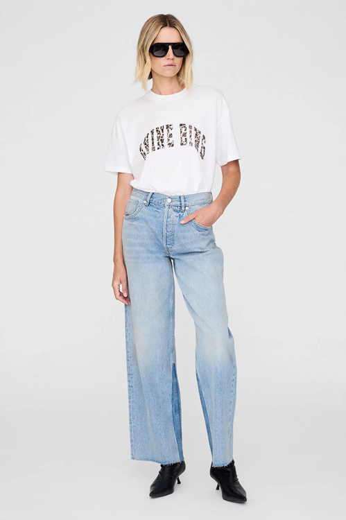 tshirt med leo logo