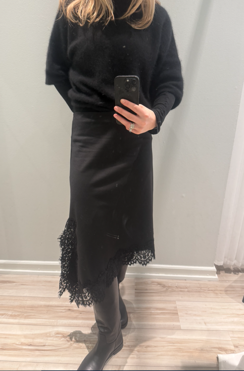 nederdel midi med blondekant